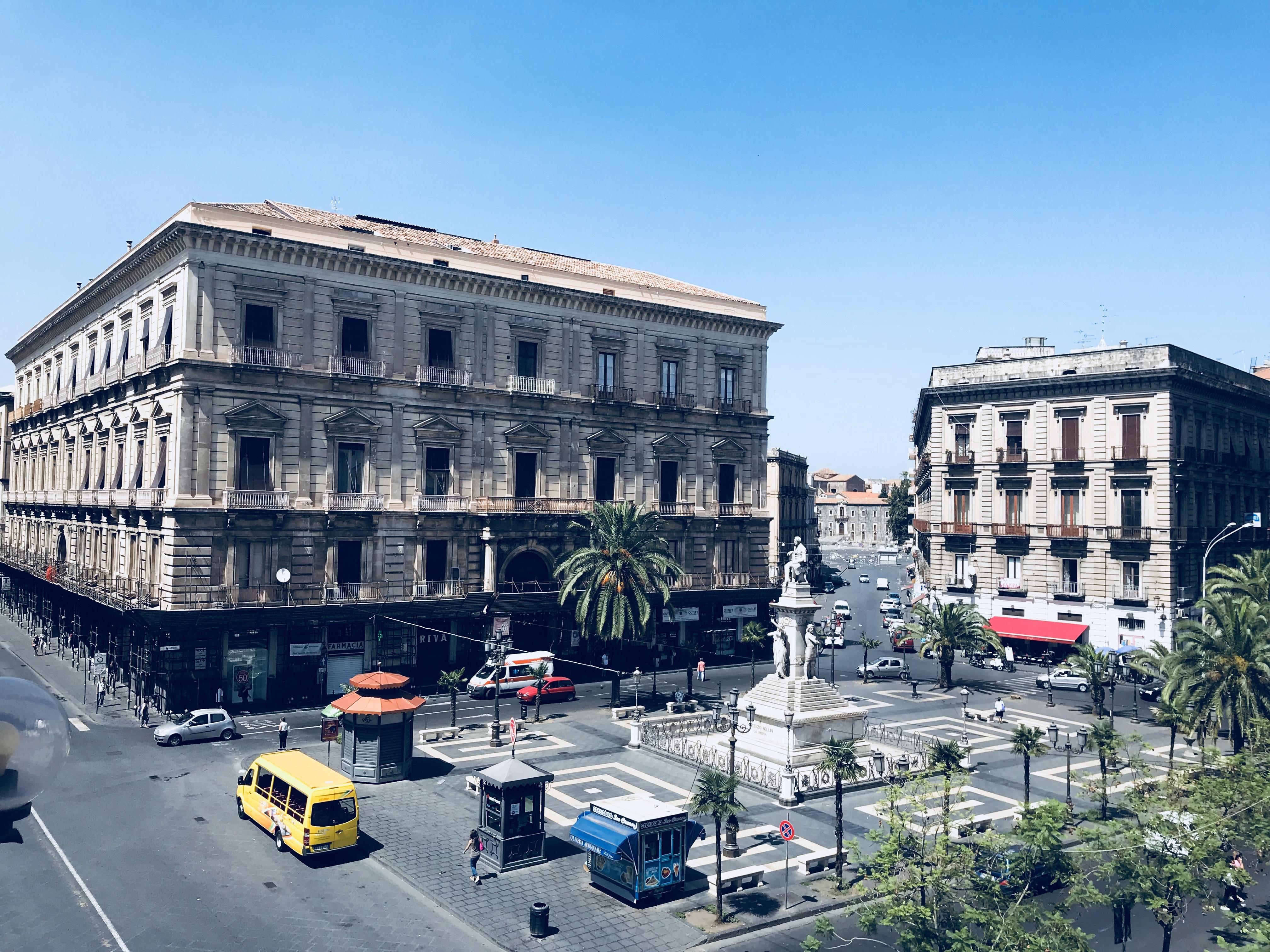 B&B Stesicoro Inhabit - Guesthouse City Center Catánia Buitenkant foto