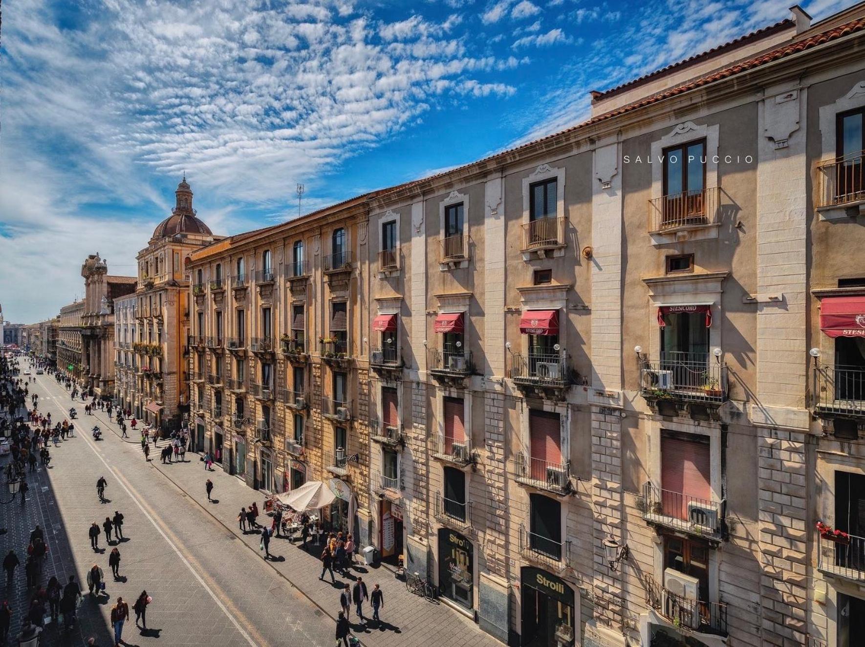 B&B Stesicoro Inhabit - Guesthouse City Center Catánia Buitenkant foto