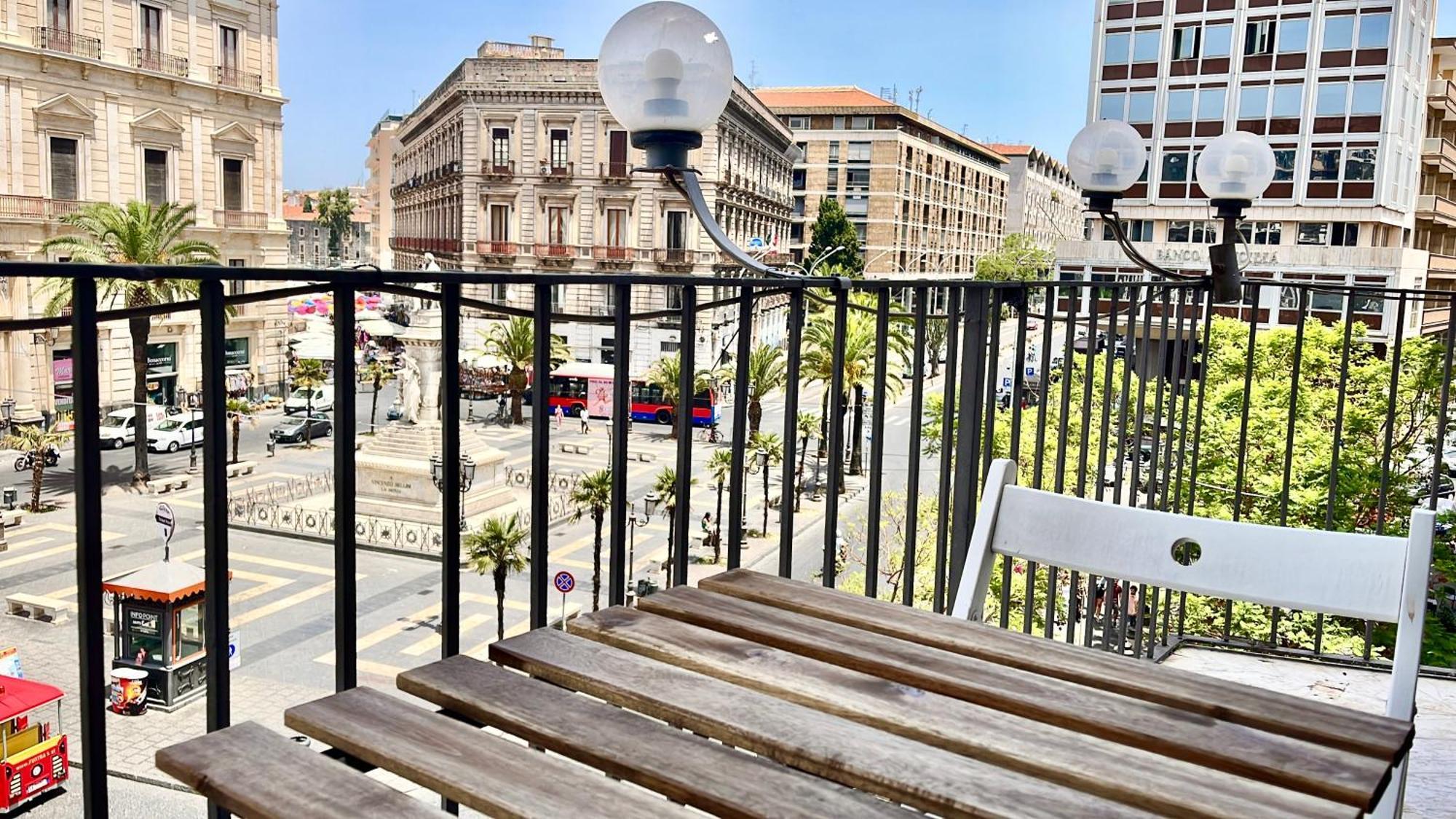 B&B Stesicoro Inhabit - Guesthouse City Center Catánia Buitenkant foto