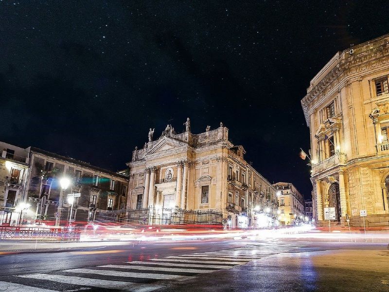 B&B Stesicoro Inhabit - Guesthouse City Center Catánia Buitenkant foto